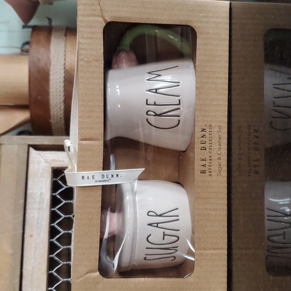 Rae dunn Spring cream sugar set